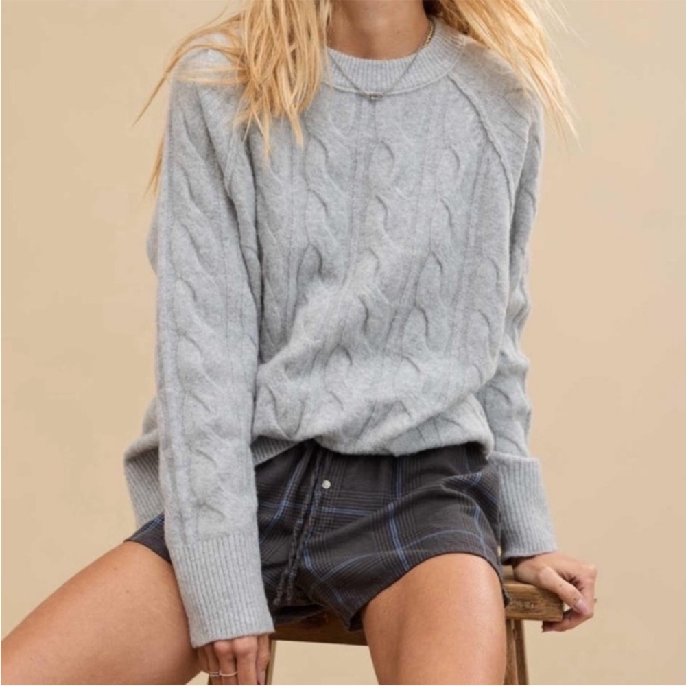 NWOT Aerie Grey Cable Knit Sweater